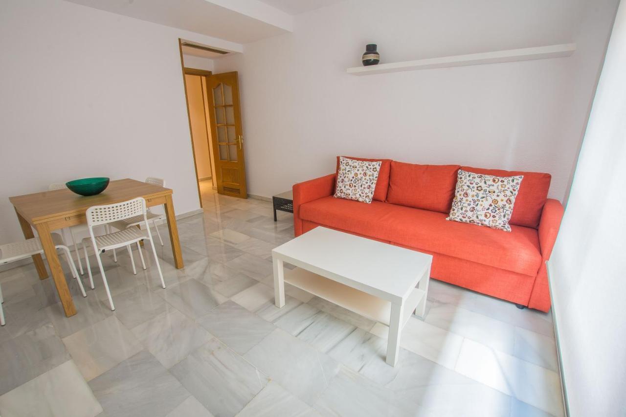 Ibericabeds Rejas Basic Apartment Granada Exterior photo